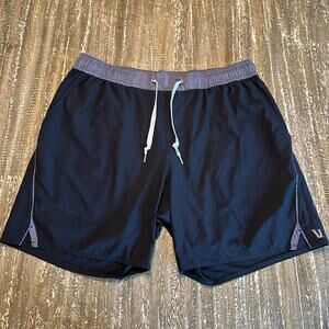 Vuori Brief Lined Performance Workout Gym Hybrid Shorts Black Men’s Size L